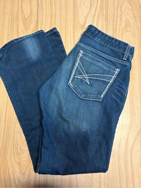 Cinch Women's Medium Dark Blue Bootcut Jeans